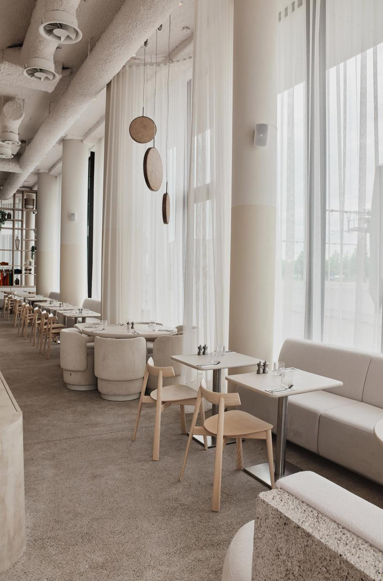 Enso District Hotel Кноке-Хайст Екстериор снимка