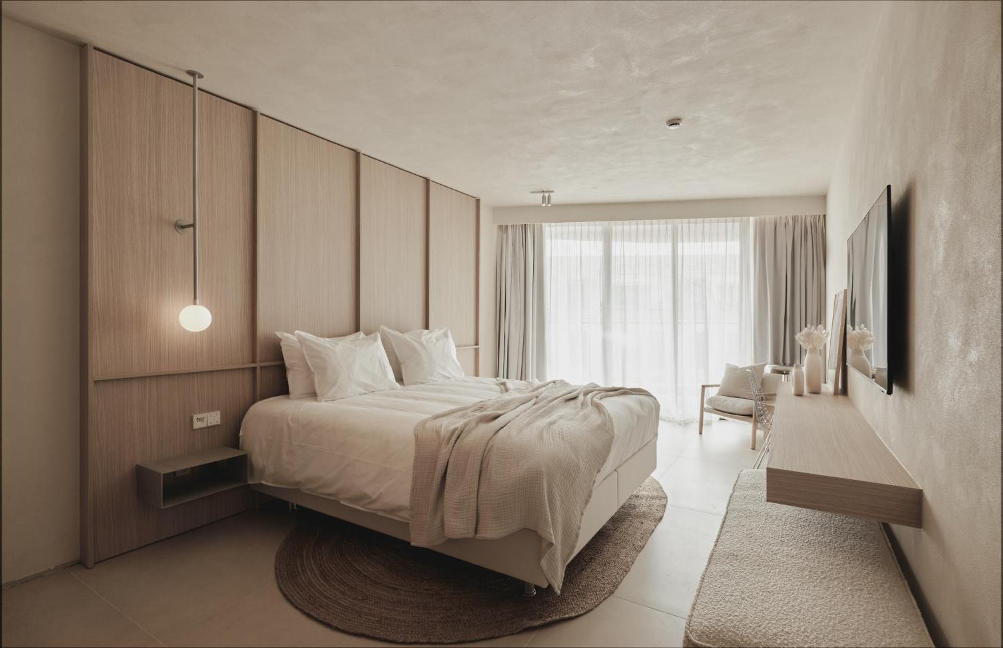 Enso District Hotel Кноке-Хайст Екстериор снимка
