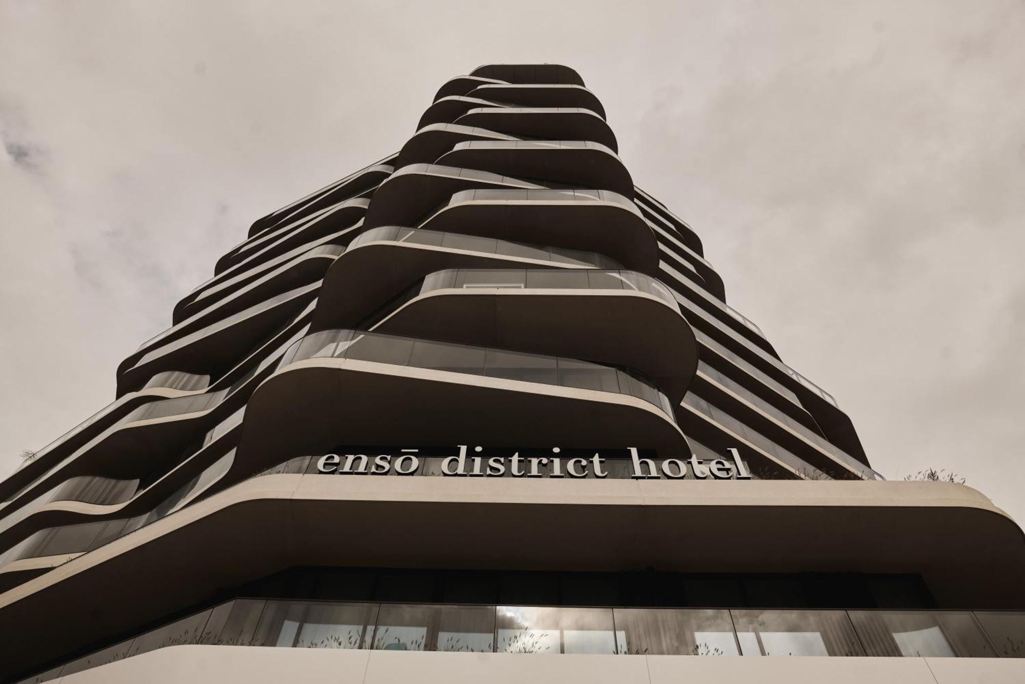Enso District Hotel Кноке-Хайст Екстериор снимка